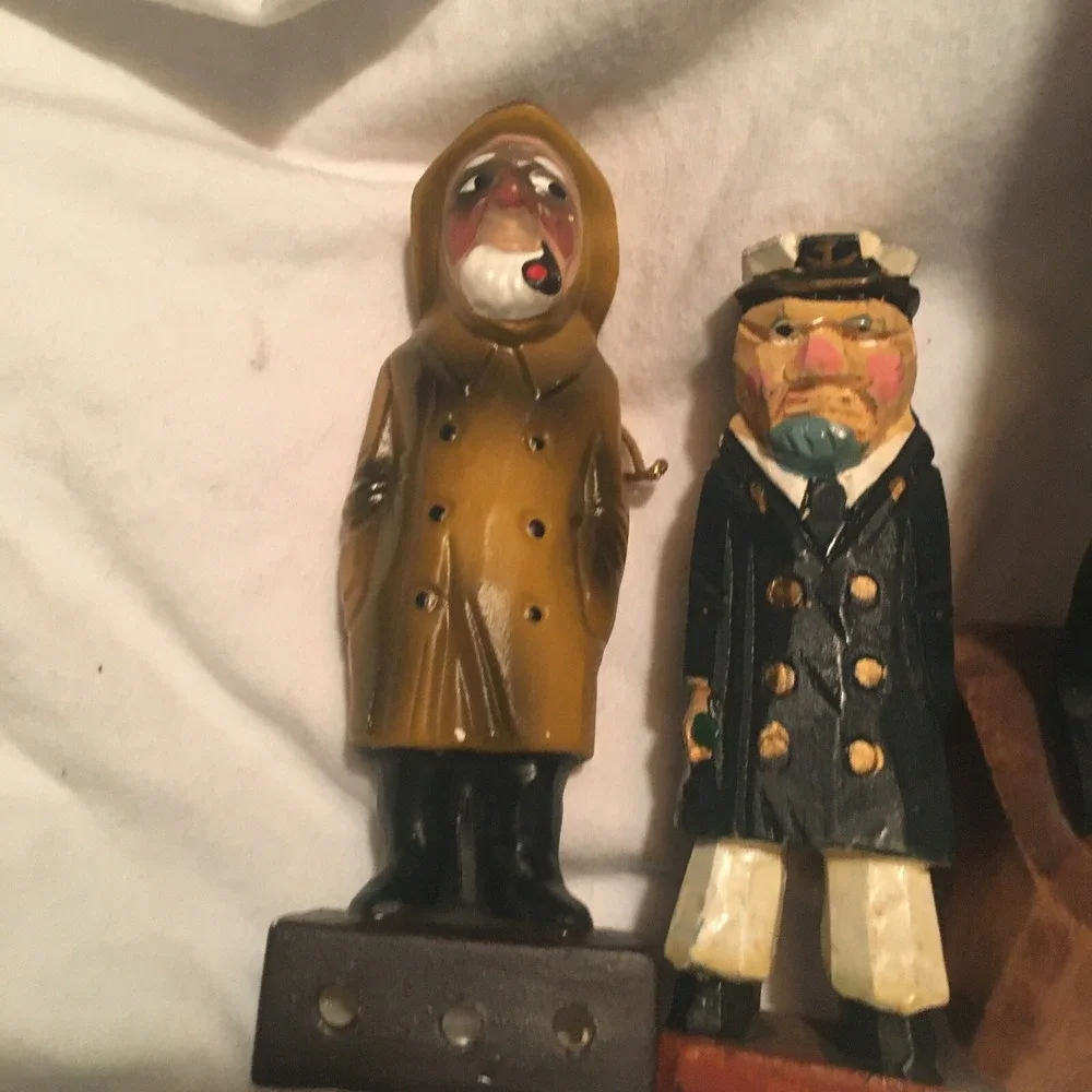2 Hand Carved Painted Sailor Captains Vintage 1 Ceramic Sachet Holder(rare)